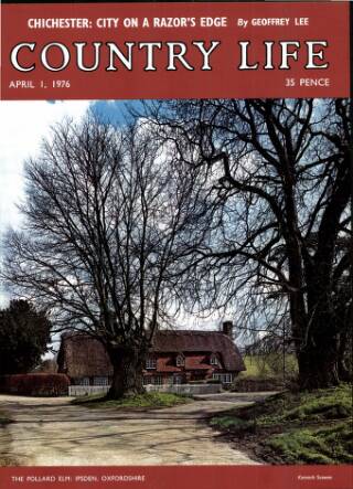 cover page of Country Life published on April 1, 1976